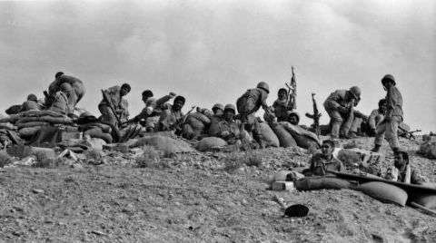 امدادهای الهی در آستانه عملیات/بازی ماه در شب حمله